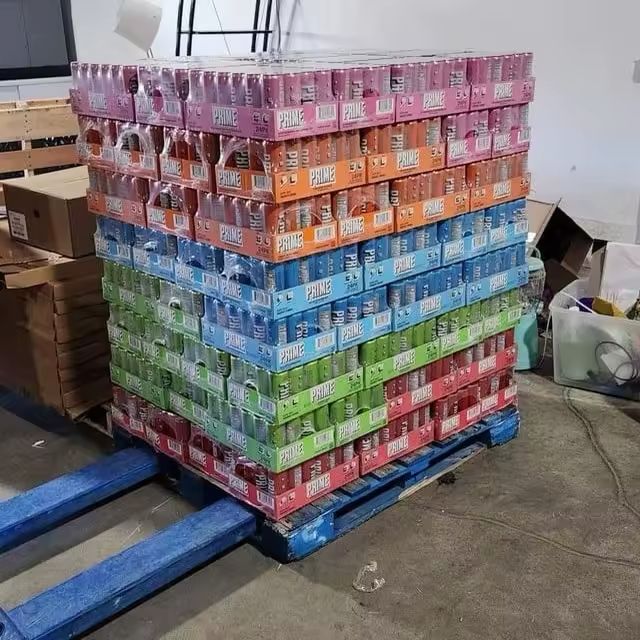 Soft Drinks Assortment l